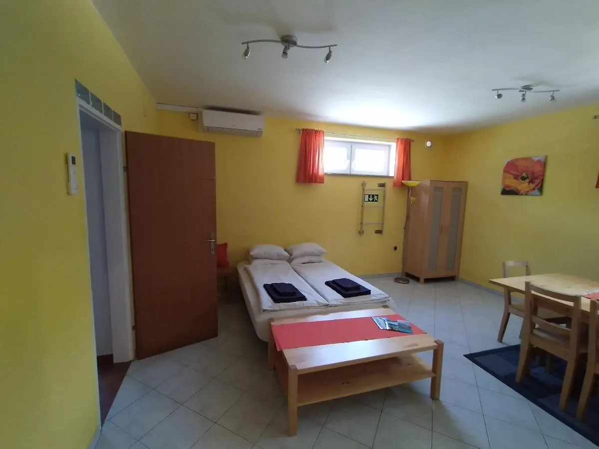 Vila Velebit Apartment Razanac