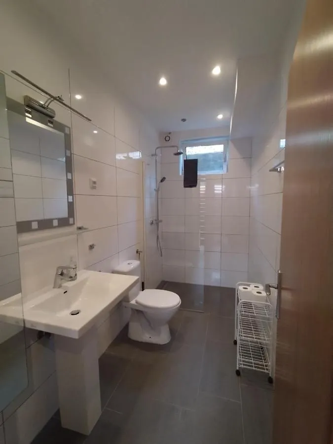 Vila Velebit Apartment Razanac Croatia